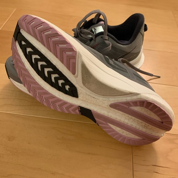 Saucony Tempus 10.5M Womens running shoes - Picture 3 of 4